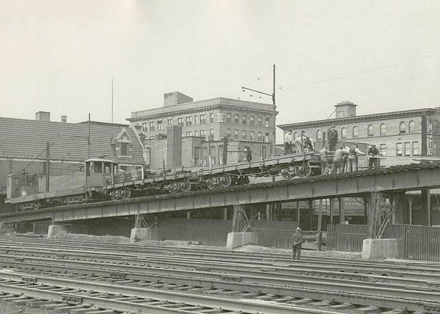 1947 photo of the Wilkes-Barre Railway Corp. trestle over Lehigh Valley Railroad tracks